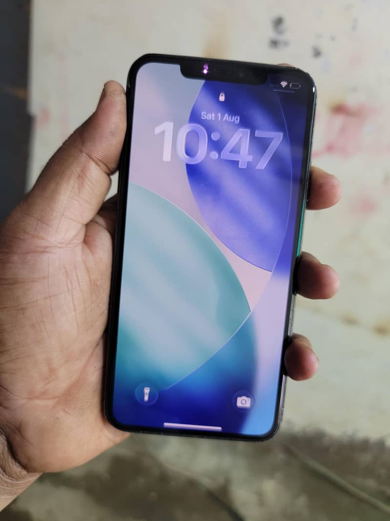 Apple iPhone 11 Pro Max 1