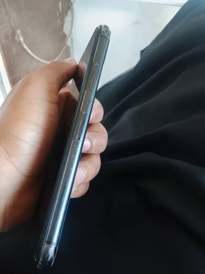 Apple iPhone X 1