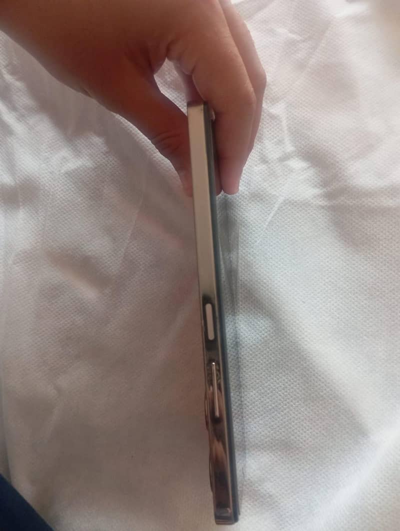 Infinix Note 30 4