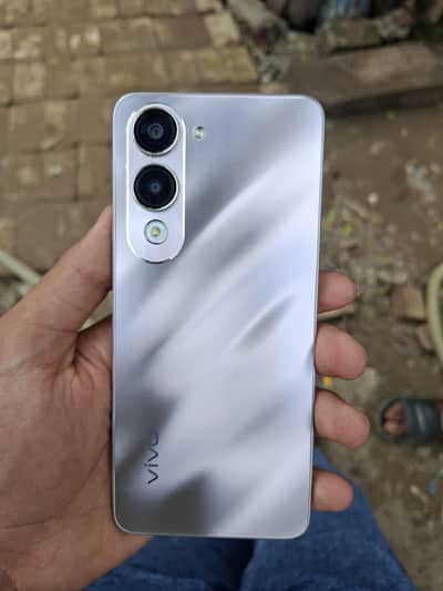 Vivo Y04