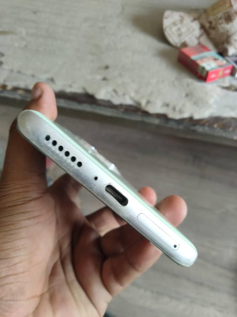 Xiaomi Redmi Note 15 7