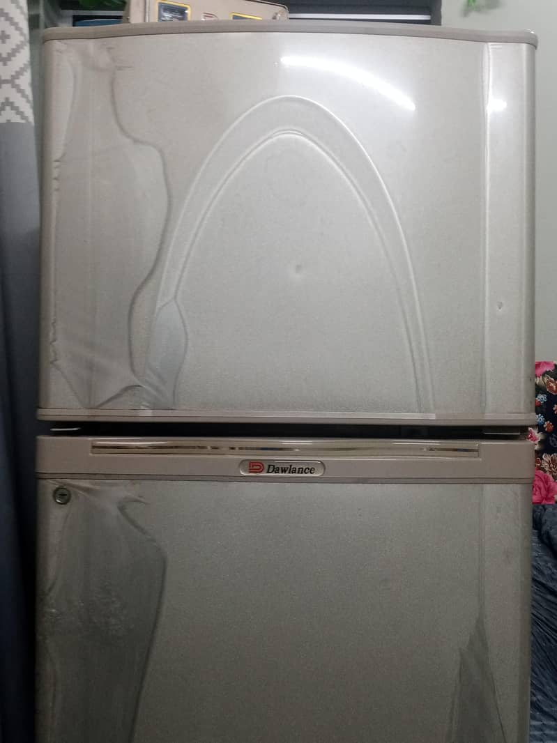 DAWLANCE FRIDGE 8