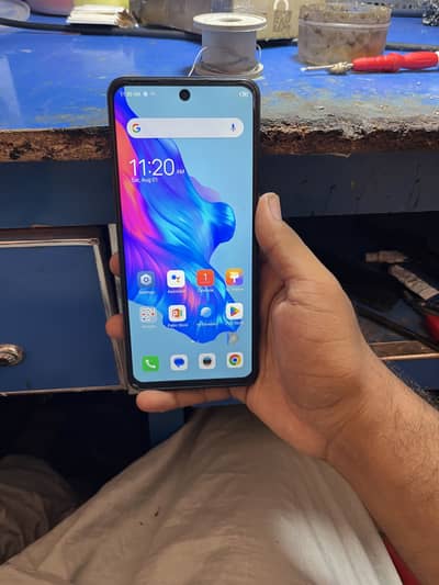 Tecno Camon 18