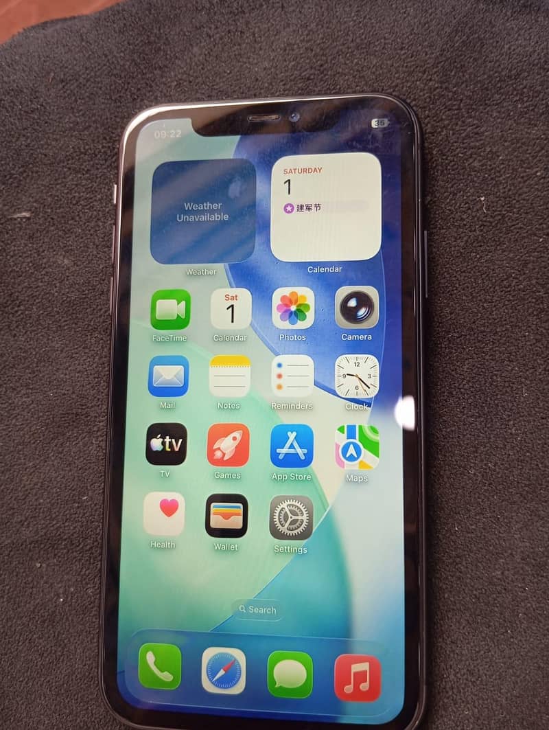 Apple iPhone 11 0
