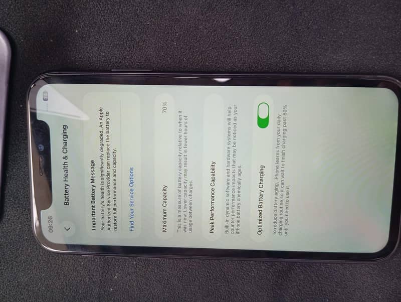 Apple iPhone 11 4