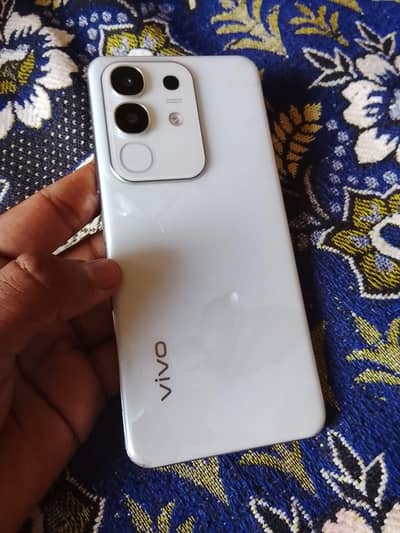 Vivo Y29