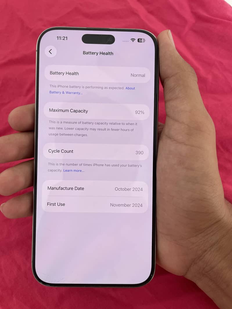 Apple iPhone 16 Pro Max 3