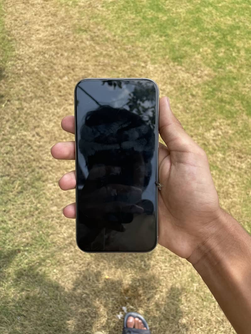 Apple iPhone 16 Pro Max 6