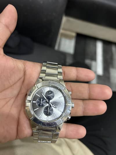 Casio MTP-E501