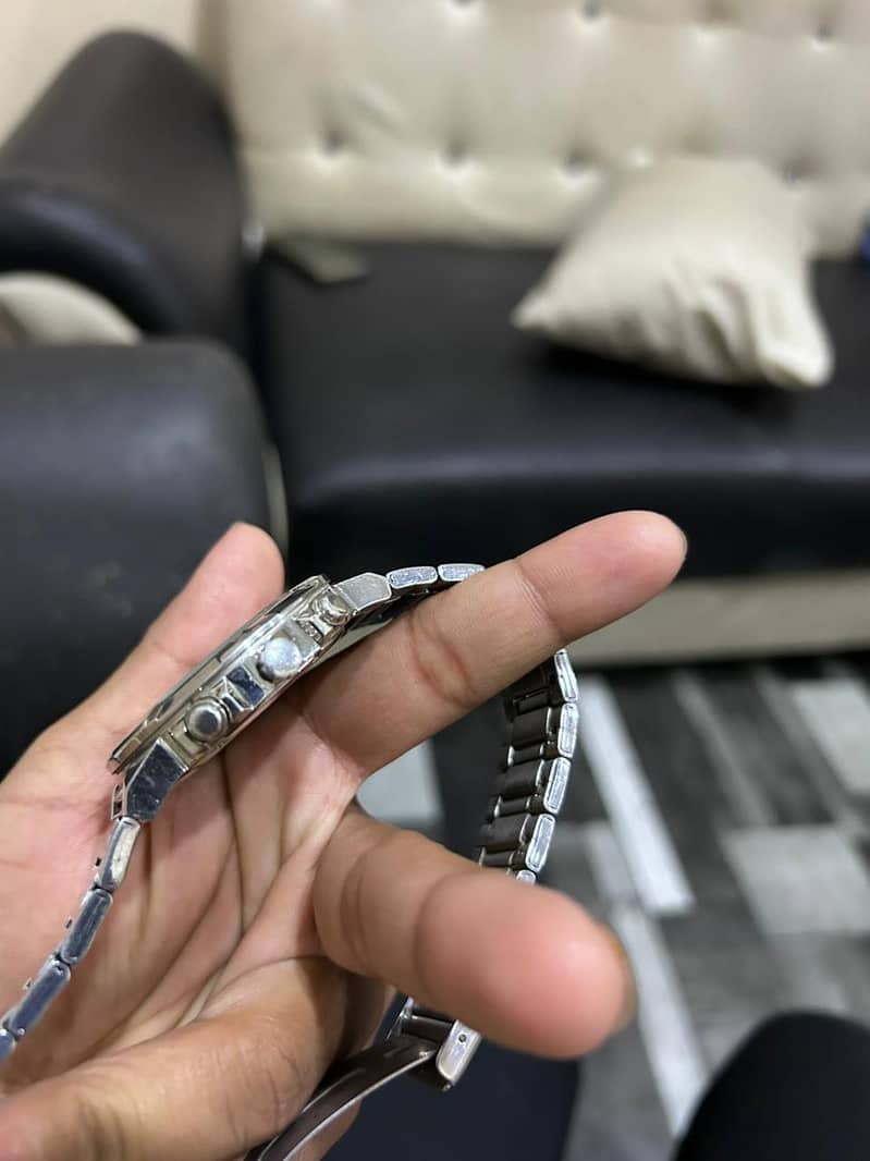 Casio MTP-E501 4
