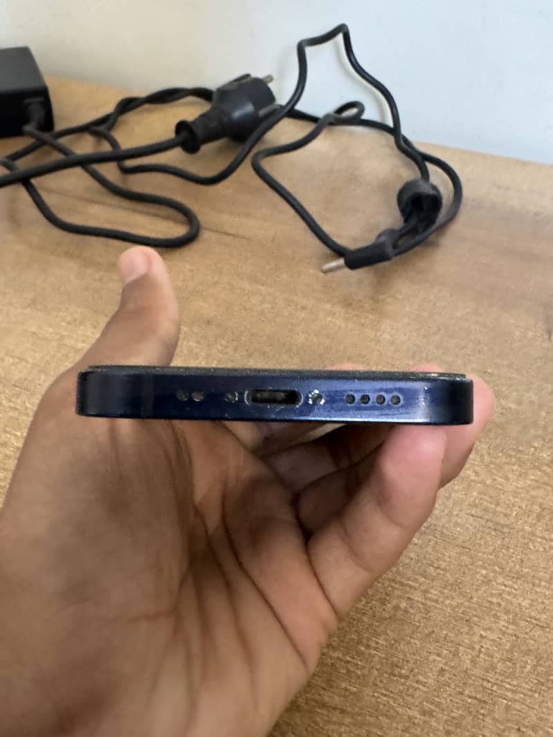 Apple iPhone 12 mini 5