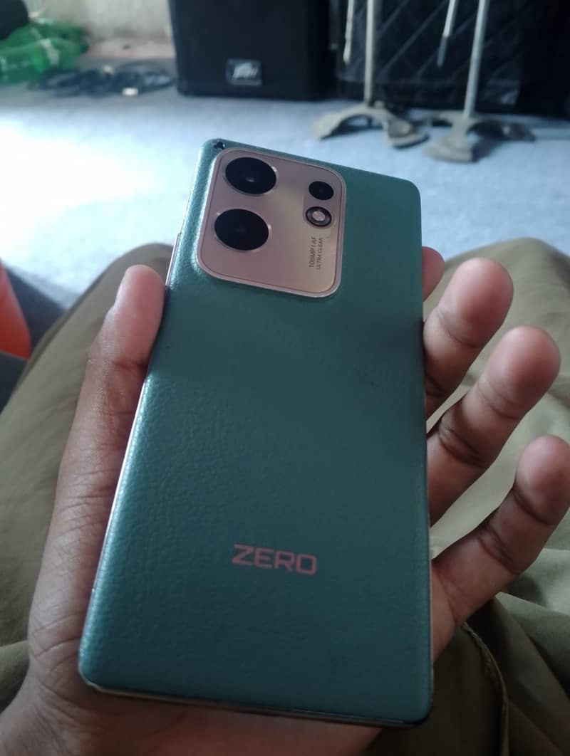 Infinix Zero 30 1