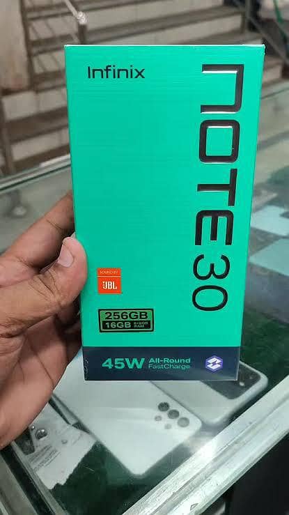 Infinix Note 30 7