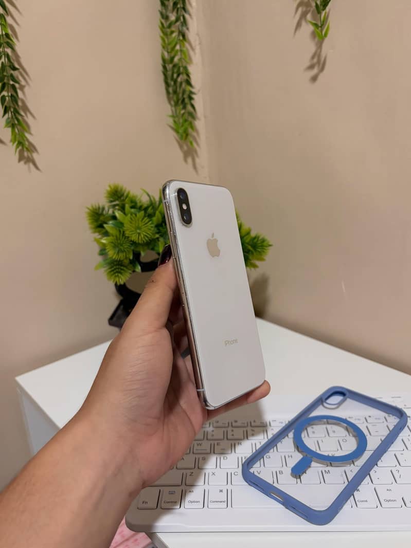 Apple iPhone X 2