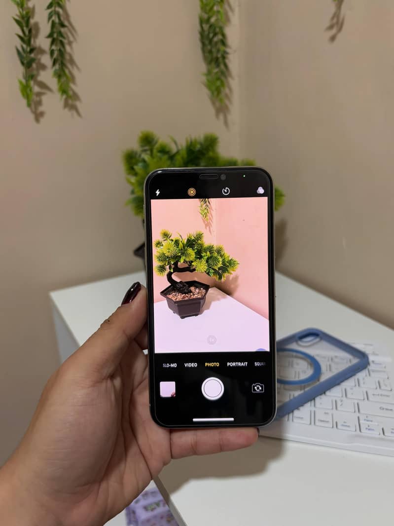 Apple iPhone X 5