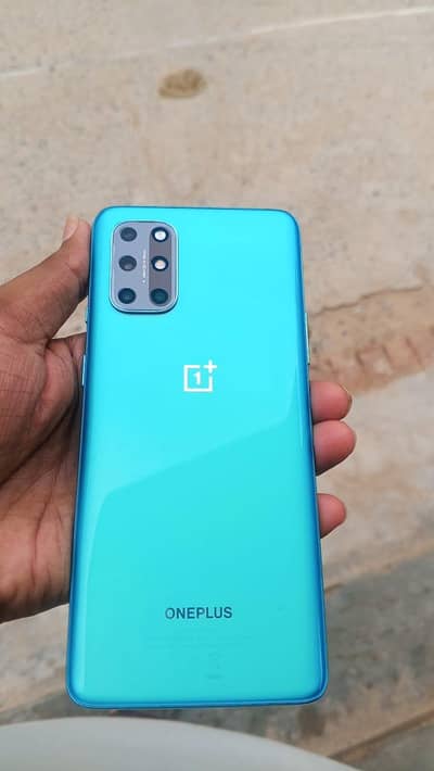 One Plus 8T. 12gb 256gb. c. p Approved hy
