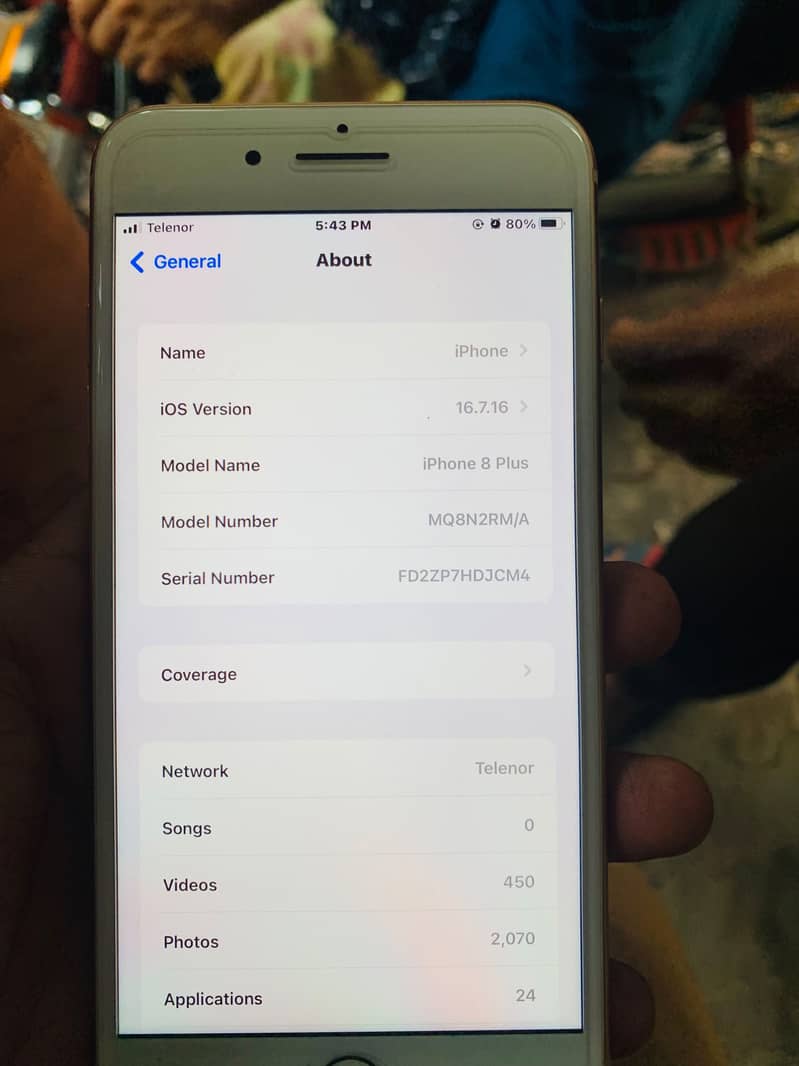 Apple iPhone 8 Plus 1