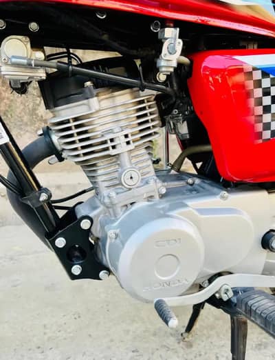 Honda CG 125 2024 modal