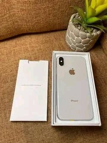 Apple iPhone X 3