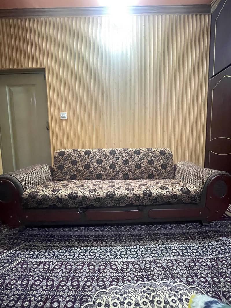 sofa kum bed 0