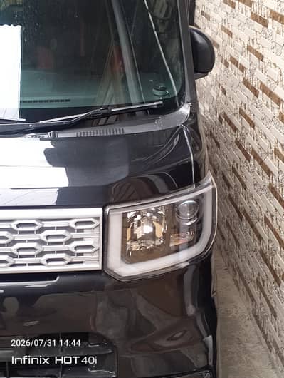 Daihatsu Wake 2018