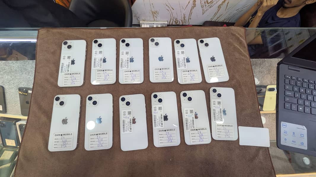 Apple iPhone 14 2