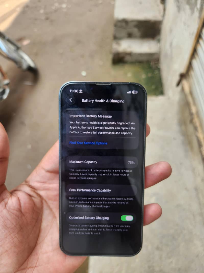 Apple iPhone 13 Pro 2