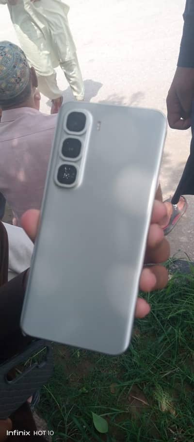 Infinix hot 60 pro 16/256