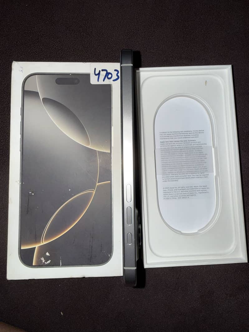 Apple iPhone 16 Pro Max 1
