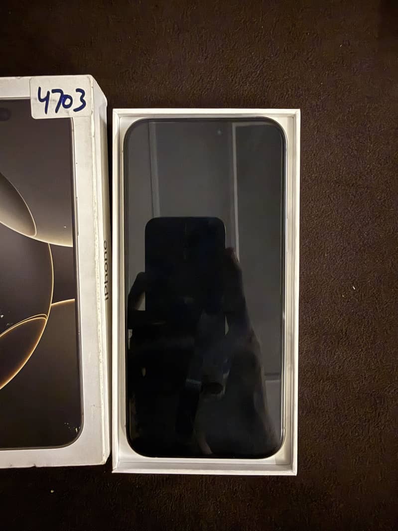 Apple iPhone 16 Pro Max 3