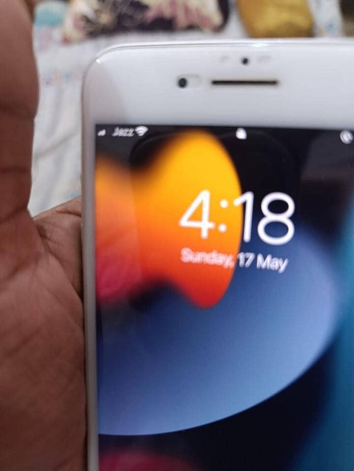 Apple iPhone 7 Plus 2