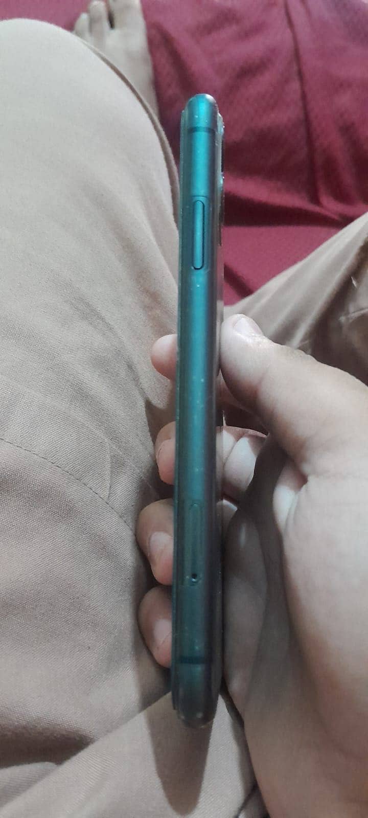 Apple iPhone 11 1