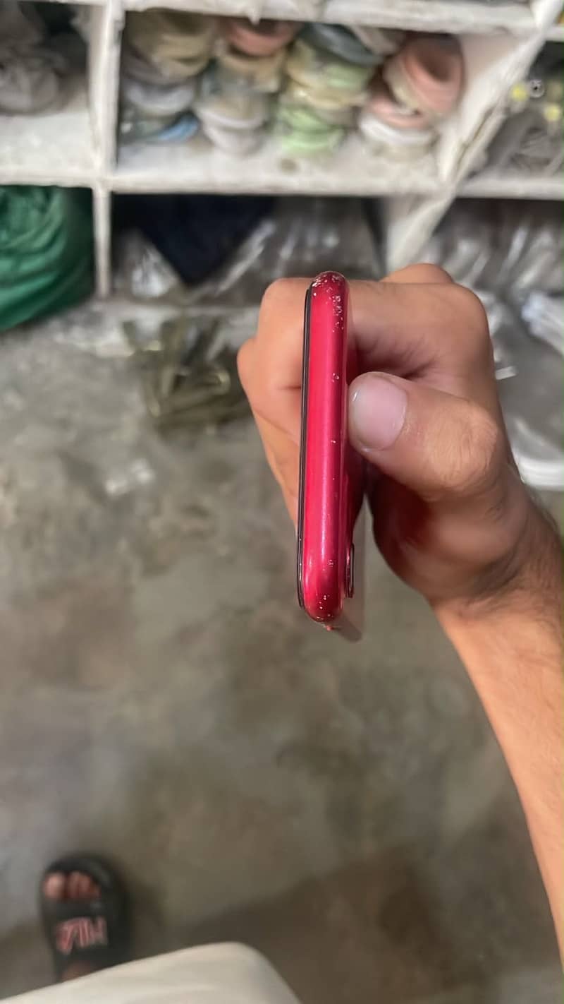 Apple iPhone 11 0