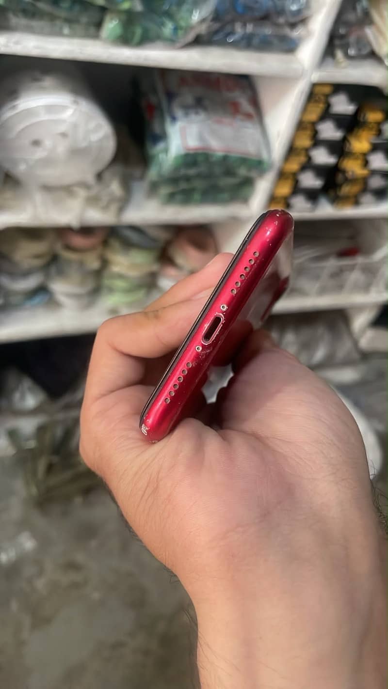 Apple iPhone 11 3