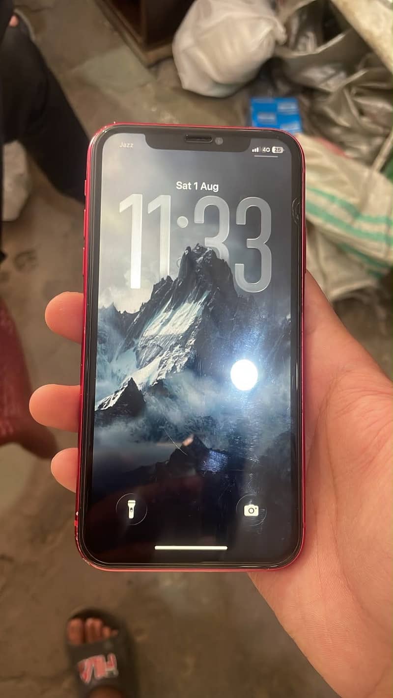 Apple iPhone 11 4