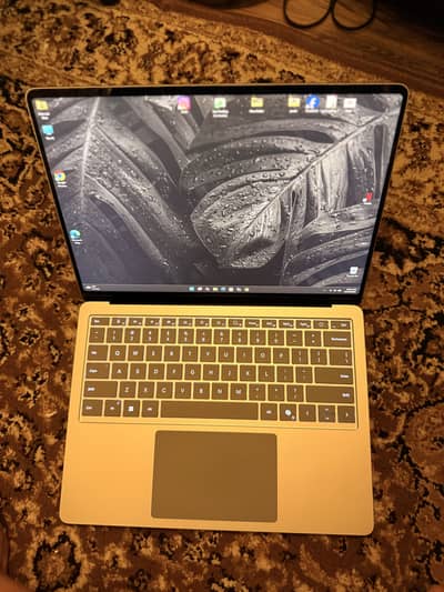 Microsoft Surface Laptop 7 (Copilot+ PC) – Snapdragon X