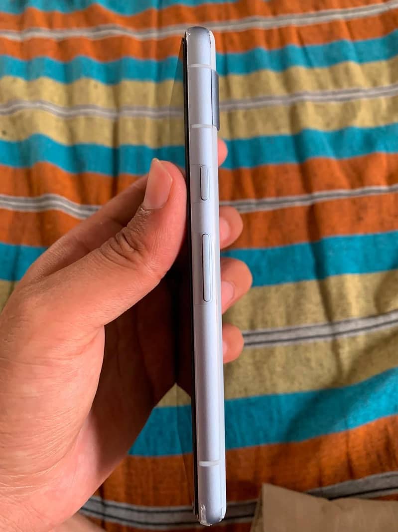 google pixel 7a 3
