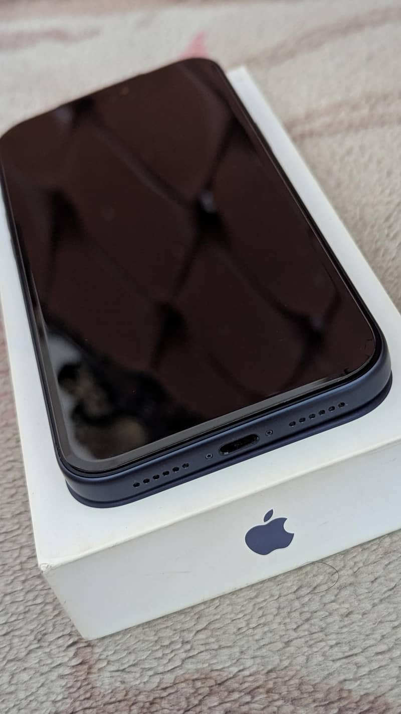 Apple iPhone 17 Pro Max 3