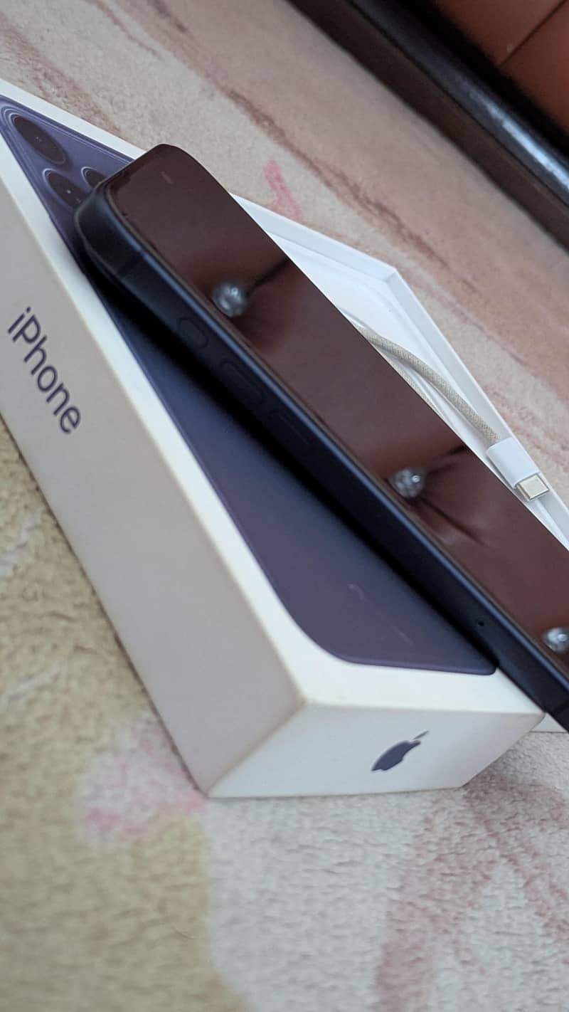 Apple iPhone 17 Pro Max 10