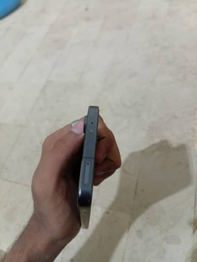 Samsung Mobile S24 fE