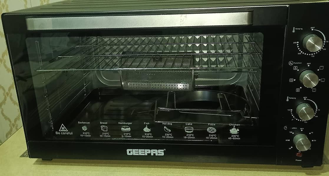 Geepas Multi-Function Oven 3