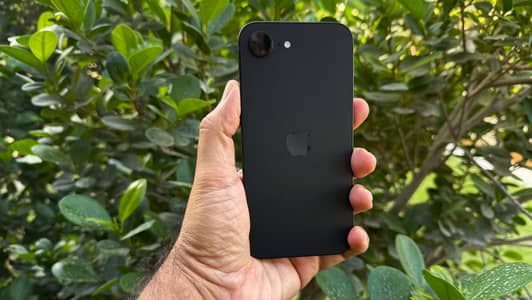 Apple iPhone 16e 128gb factory unlocked