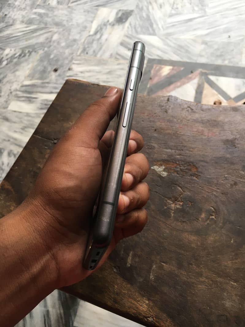 Google Pixel 7a 4