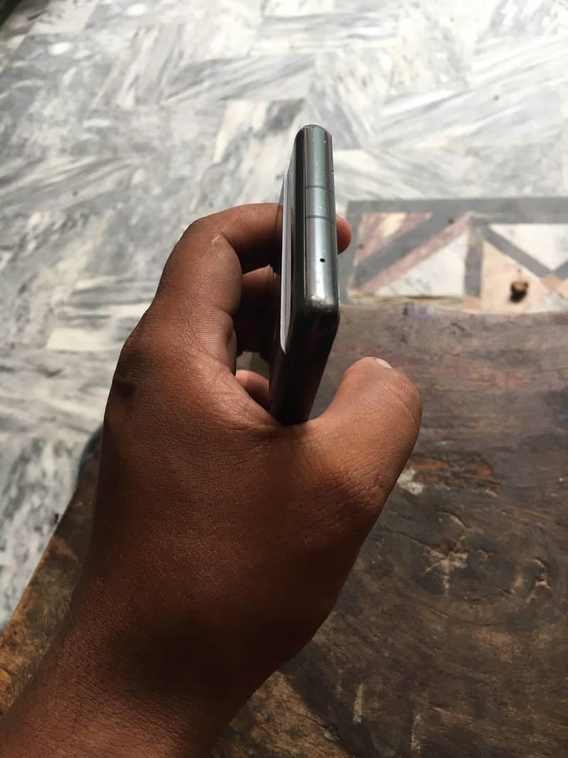 Google Pixel 7a 6