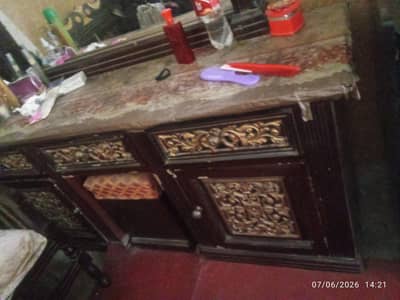 dresing table sale gd condition