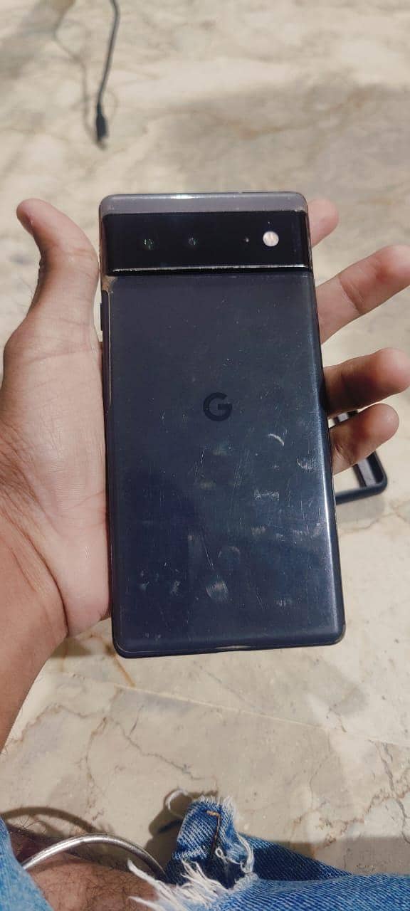 Google Pixel 6 4