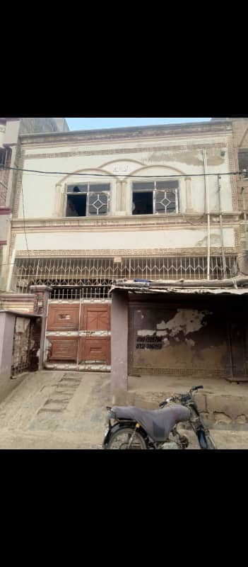 SECTOR 5/D TWELVE MTR ROAD PARK FACING WEST OPEN G+2 HOUSE SURJANI TOWN