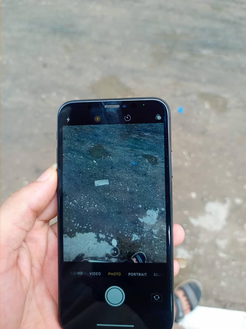 Apple iPhone X 3
