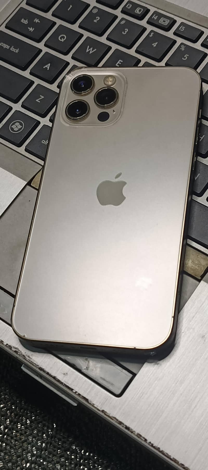 Apple iPhone 12 Pro 4