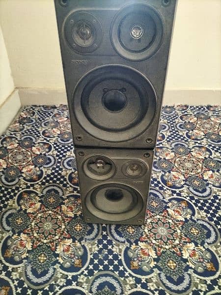 speaker 0